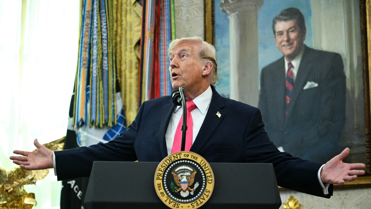 Trump hablando en la ceremonia de juramentación del nuevo secretario de Seguridad Nacional de Estados Unidos | AFP