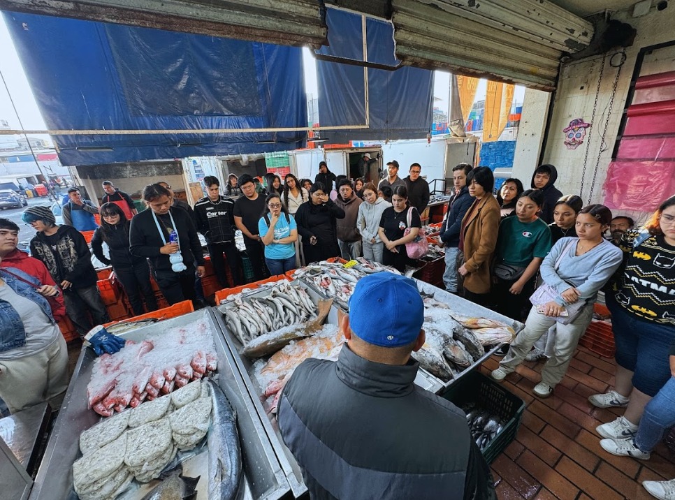 En el mercado de La Nueva Viga trabajan alrededor de 7 mil 500 personas. | Especial