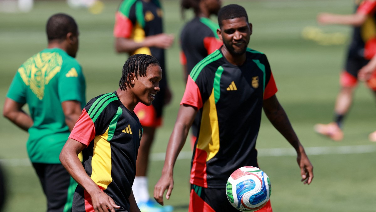 Jamaica necesita motivos para sonreír después de dos reveses, el Huracán Melissa y no clasificar directo al Mundial (Reuters)
