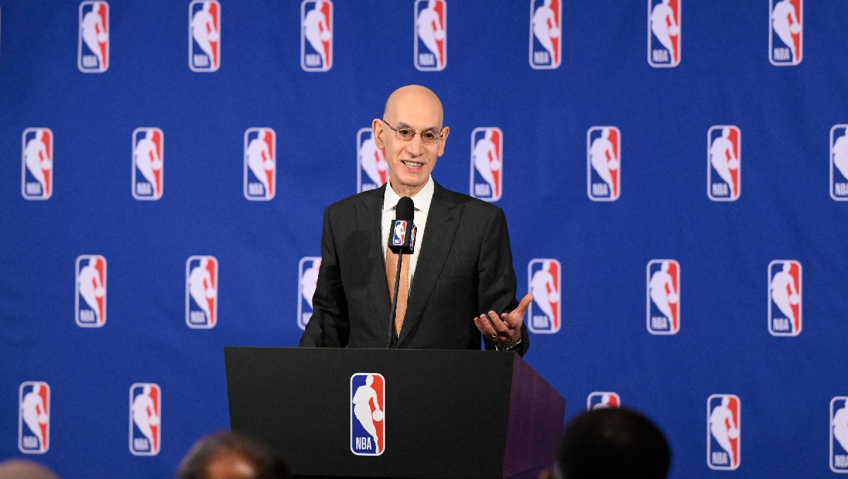NBA se plantea llevar a cabo su expansión para la temporada 2028-29, afirma Adam Silver (AFP)