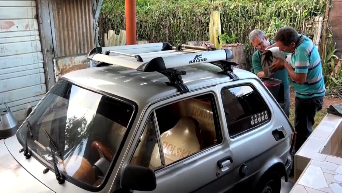 Pino modificó su Fiat Polski de 1980, fabricado en Polonia. | Reuters