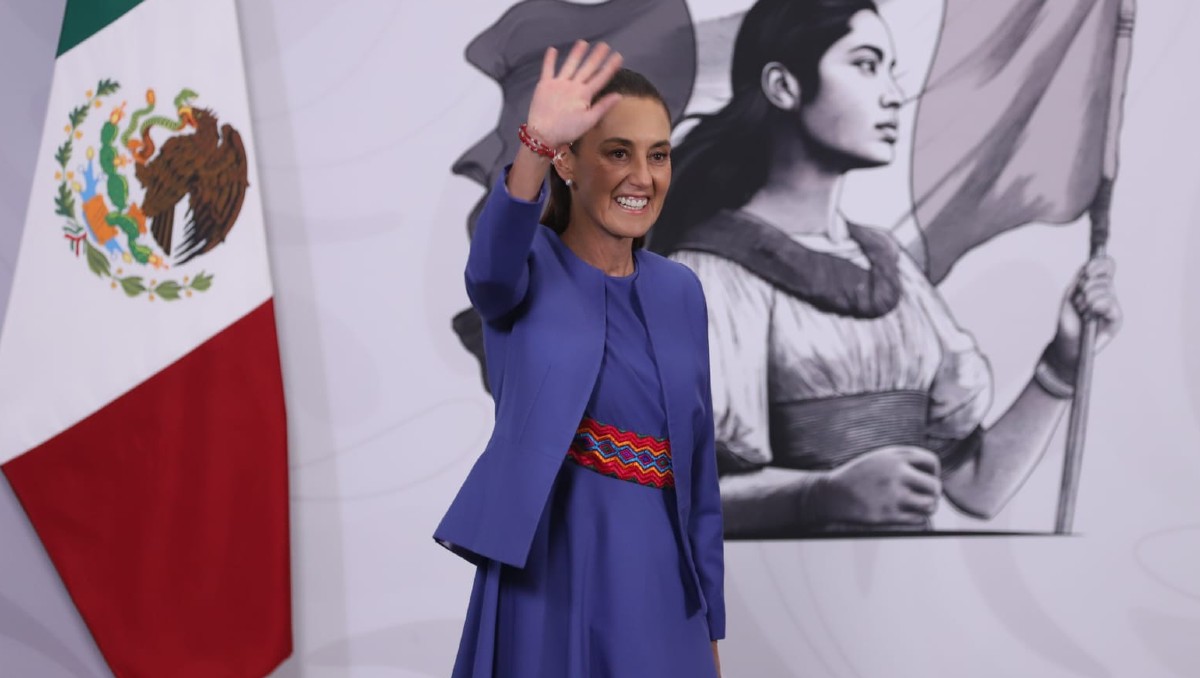 La Presidenta pidió a la secretaria de Cultura más información sobre la colección. | Foto: Javier Ríos