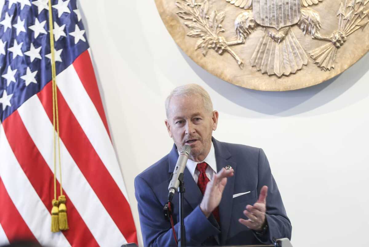 Ronald D. Johnson indicó que el trabajo bilateral con México debe fortalecerse en beneficio mutuo. | Araceli López