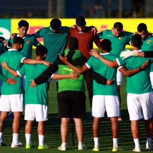 Oscar Villegas quiere pasar a la historia de Bolivia como el entrenador que clasificó al país al Mundial de 2026, tal como hizo Xabier Azcargorta