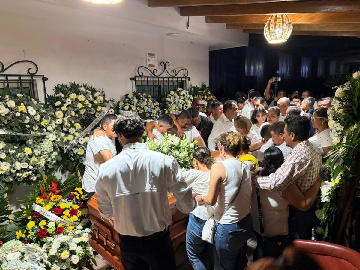Productores y familiares despiden a Eduardo “Edy” Ochoa tras su asesinato | Especial