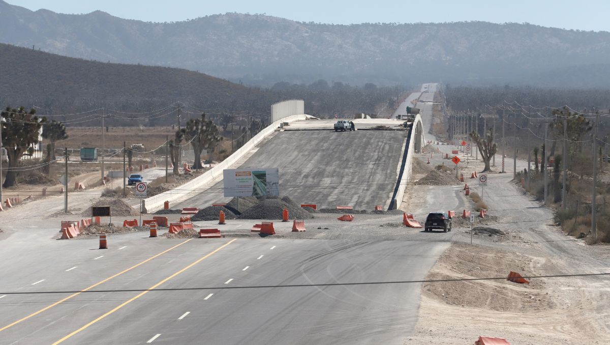 Carretera Interserrana. Luis Guerra