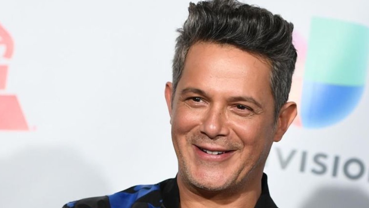 El cantante español anunció esto en sus redes. | Especial