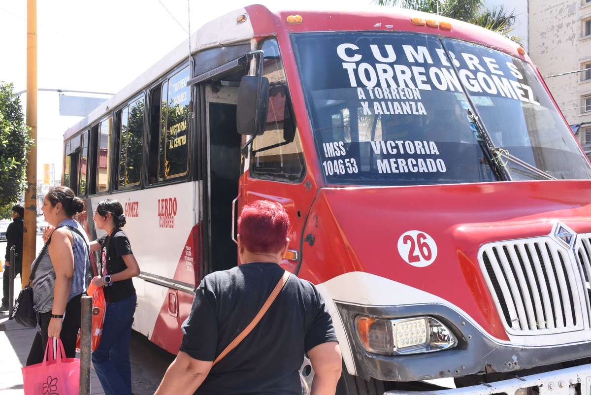 Incrementa 7.6 por ciento tarifa de transporte en Durango. (Archivo: Roberto Amaya)