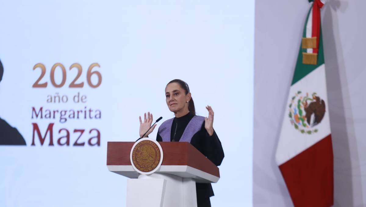 La Presidenta en Palacio, donde declaró que espera plantear de nuevo una reforma para reducir costo de comicios. | J. C. Bautista