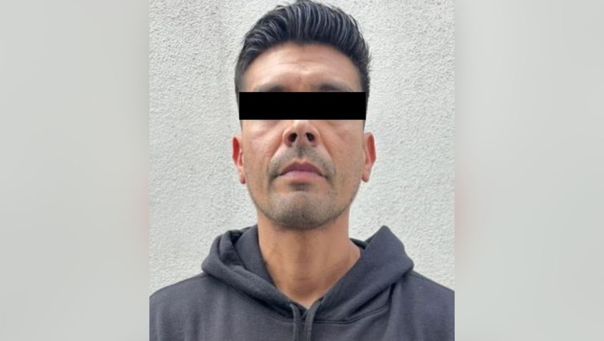 El sospechoso fue sorprendido manipulando narcóticos al momento de su captura. | Especial