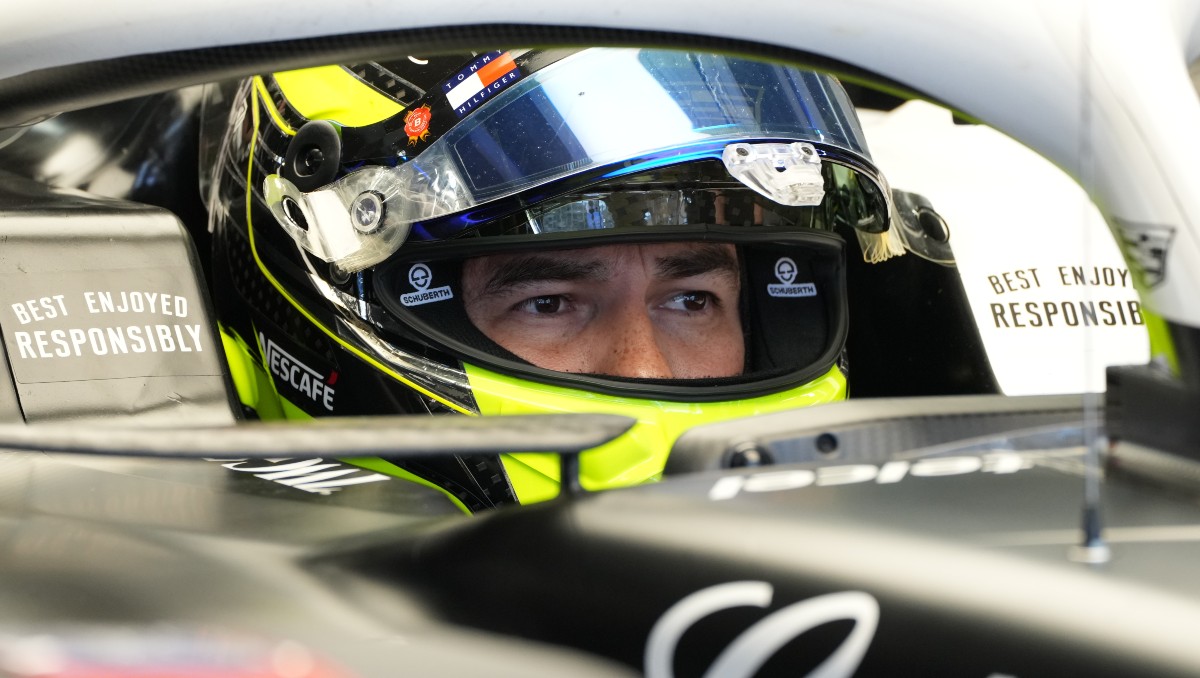 Checo Pérez, eliminado en la Q1 en la clasificación del GP de Japón (AP)