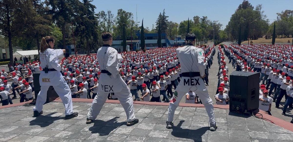 Los militares que impartieron las clases tienen estudios en educación física. | Foto: Jorge Martínez