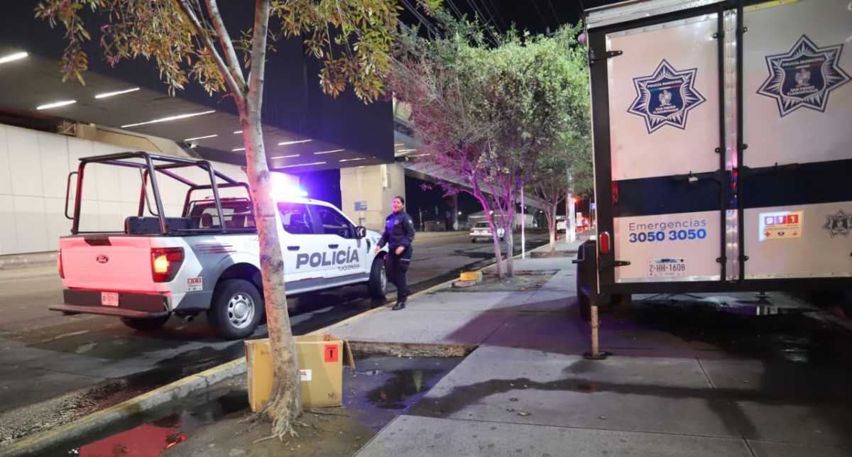 Policías de Tlaquepaque y otras corporaciones mantienen vigilancia permanente en las inmediaciones de la central (Foto: Cortesía)