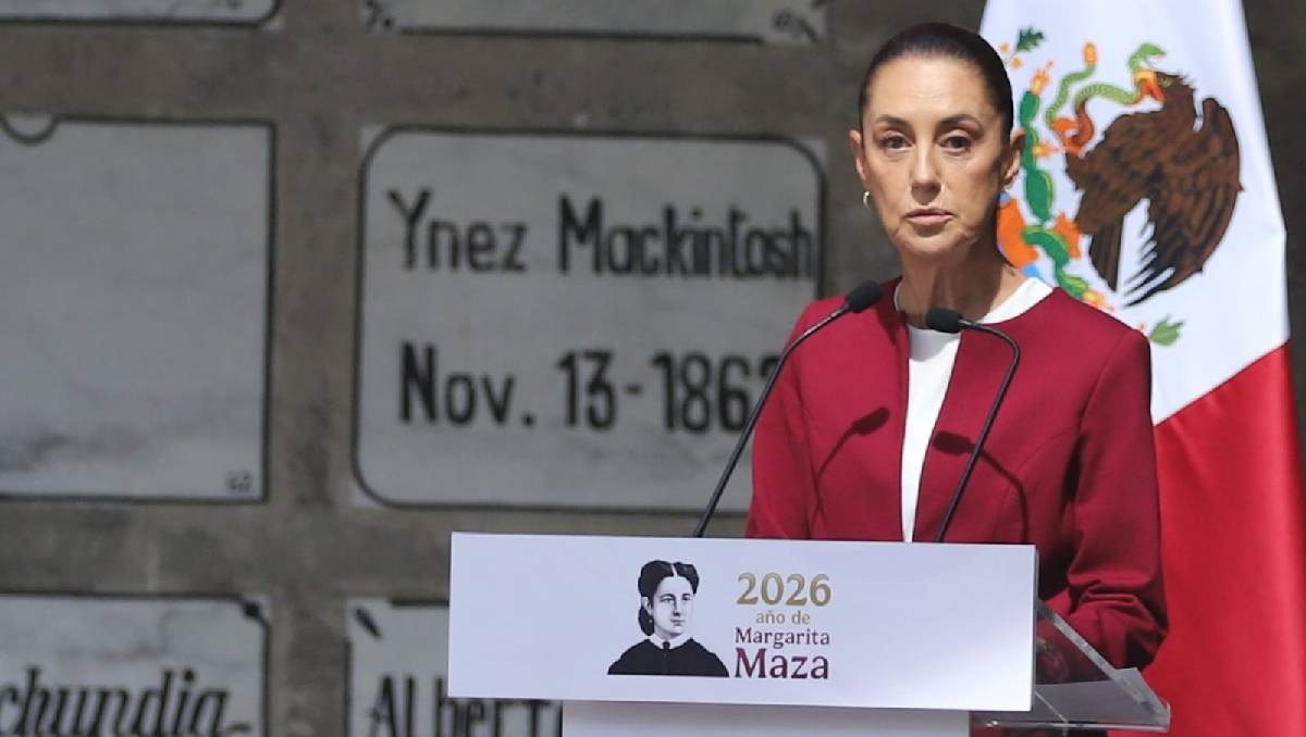 Claudia Sheinbaum reconoce a las mujeres en homenaje a Margarita Maza. Foto: (Javier Ríos)