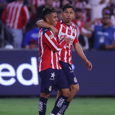 Ángel Sepúlveda se anticipó en el primer poste y, con un certero cabezazo, marcó el único gol del encuentro