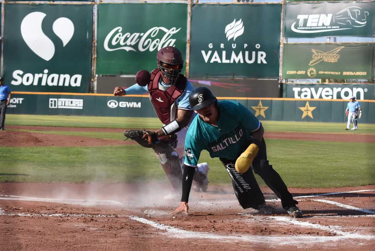 Saraperos vs Algodoneros juego con causa DIF Coahuila. | Roberto Amaya
