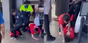 Aficionados protagonizan pelea campal previo a Clásico Tapatío amistoso en Los Ángeles.