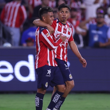 Ángel Sepúlveda se anticipó en el primer poste y, con un certero cabezazo, marcó el único gol del encuentro