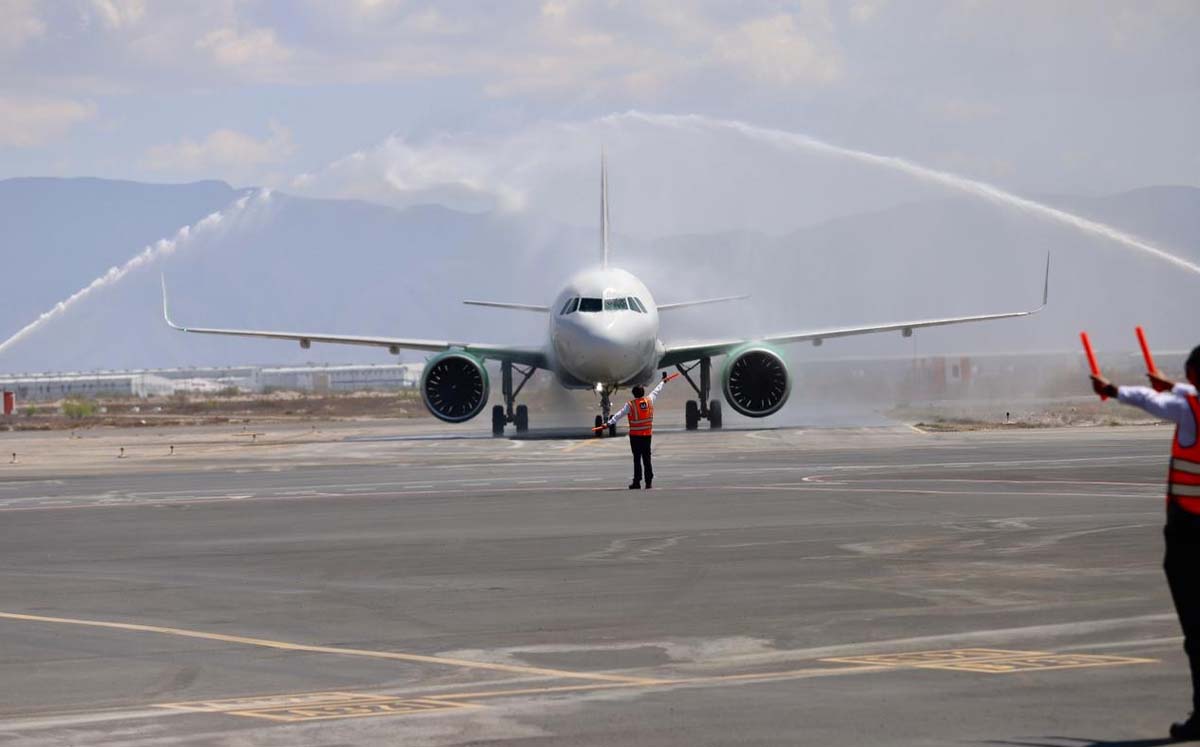 Estrenan vuelo directo Saltillo-Cancún. | Foto: Especial