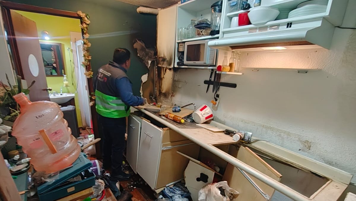 Explosión en departamento de la CdMx deja lesionados. | Foto: X SGIRPC_CDMX