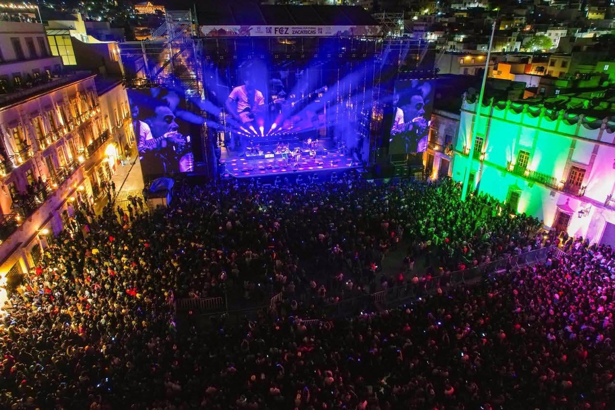 Los Fabulosos Cadillacs convierten Zacatecas en una fiesta que desactiva la tensión. | Especial