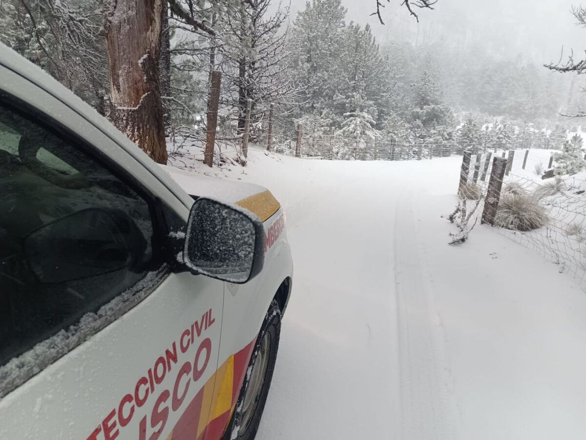 Protección Civil Jalisco emitió una serie de recomendaciones para visitar el Nevado de Colima. (Cortesía)