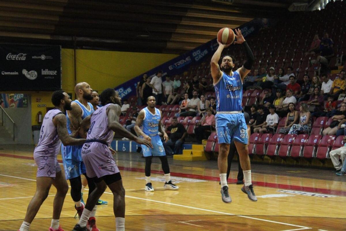 Los Toros Laguna cayeron en su visita a Caballeros de Culiacán por marcador de 88 puntos a 74 ante Caballeros de Culiacán. | Especial