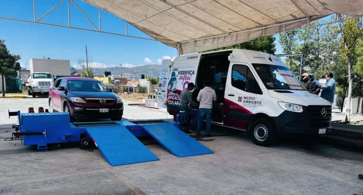 Verificentro Móvil en Apan. (Especial)