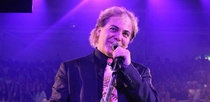 Cristian Castro dice que ama no hacer nada