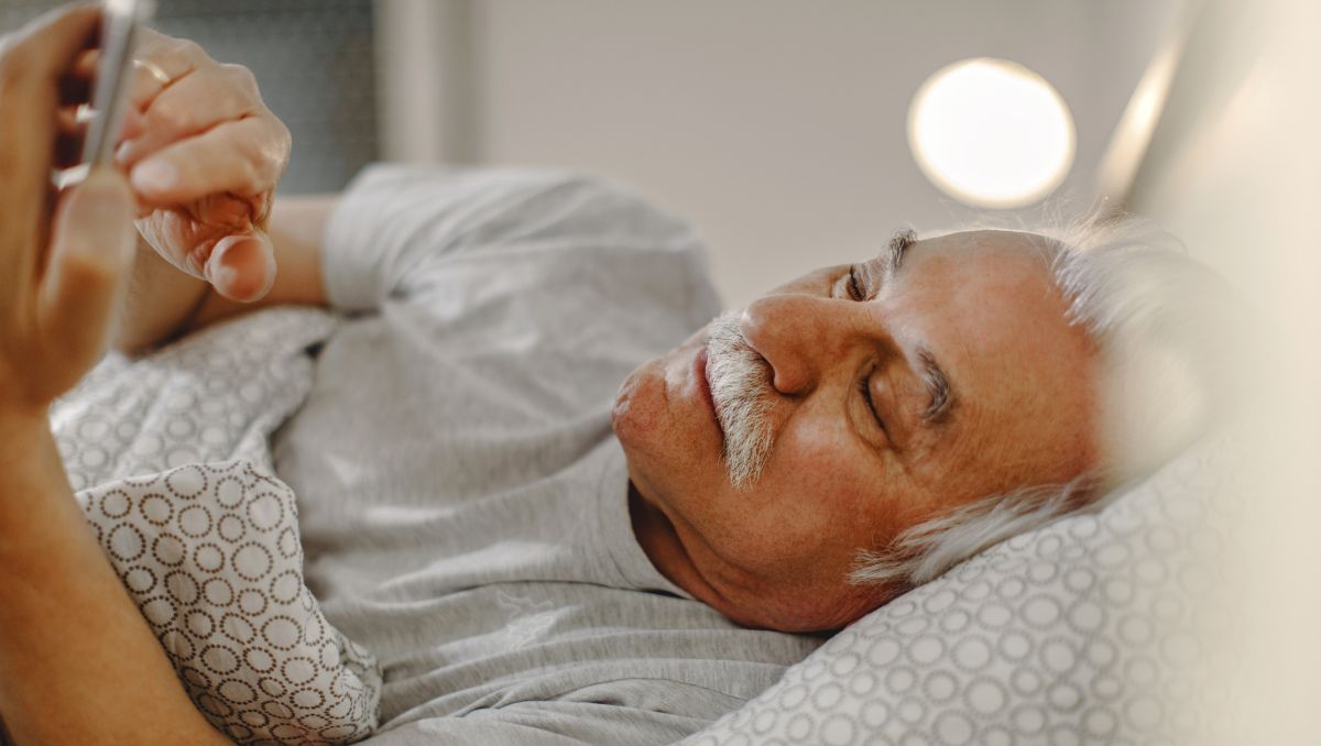 El Dr. Aarón Salinas (INSP) explica por qué el envejecimiento no es la causa del mal sueño | Especial