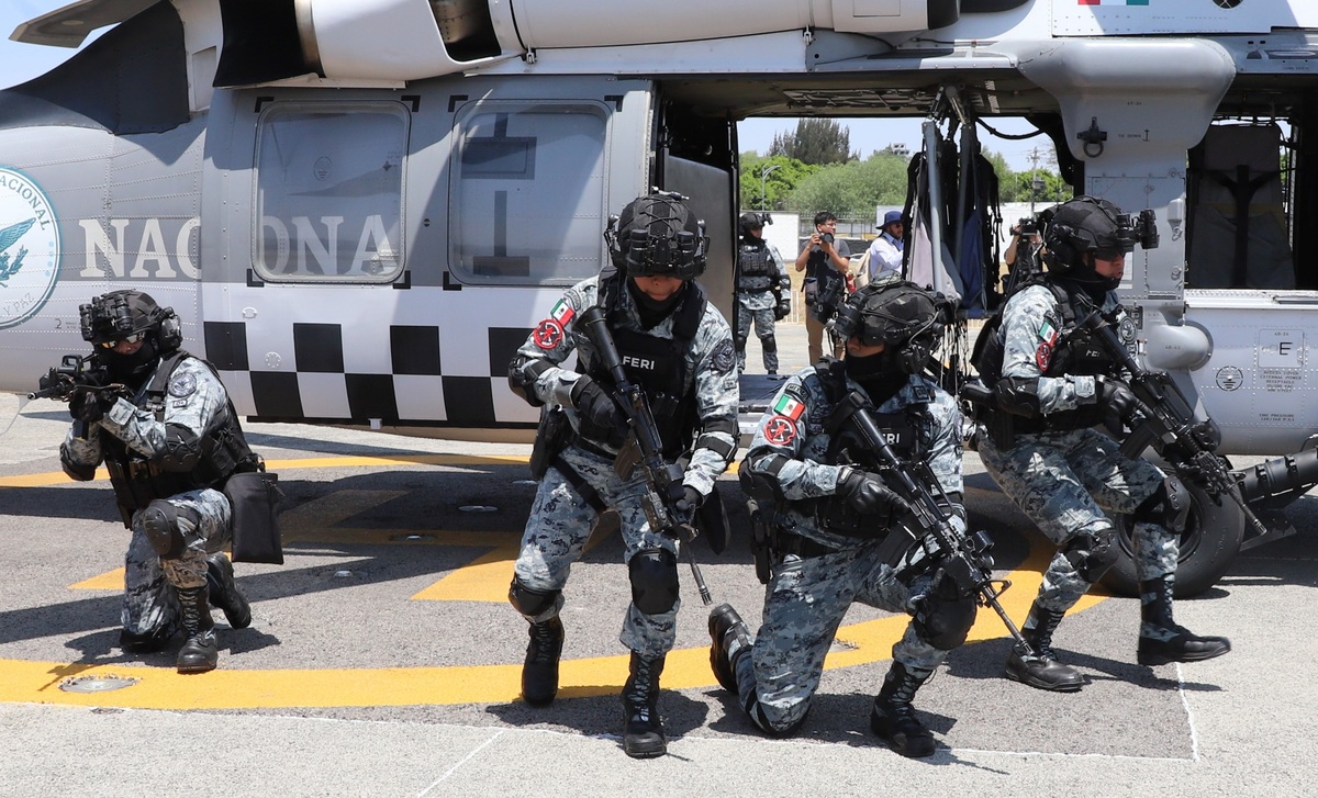 El ensayo también incorporó sobrevuelos irregulares de drones. (Foto: Javier Ríos)