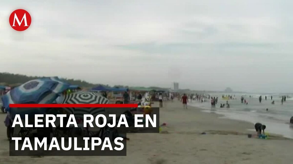 Ignoran banderas rojas y entran al mar con niños en Tamaulipas