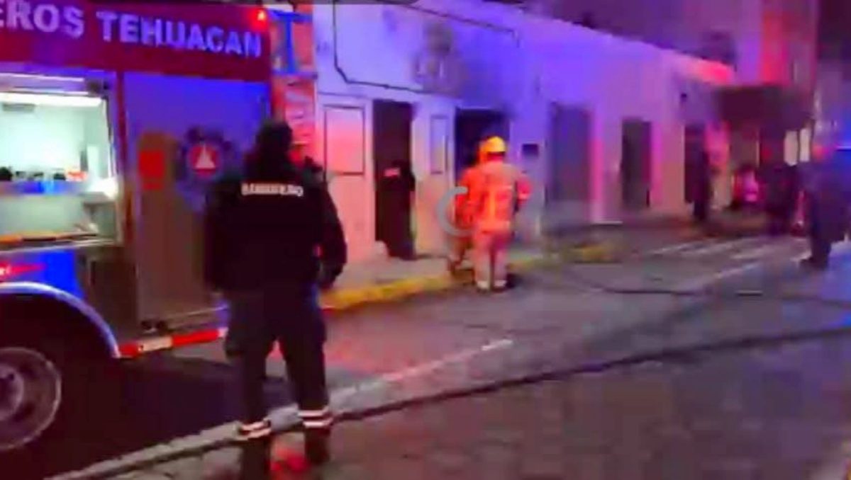 Incendio en boutique de Tehuacán I Especial