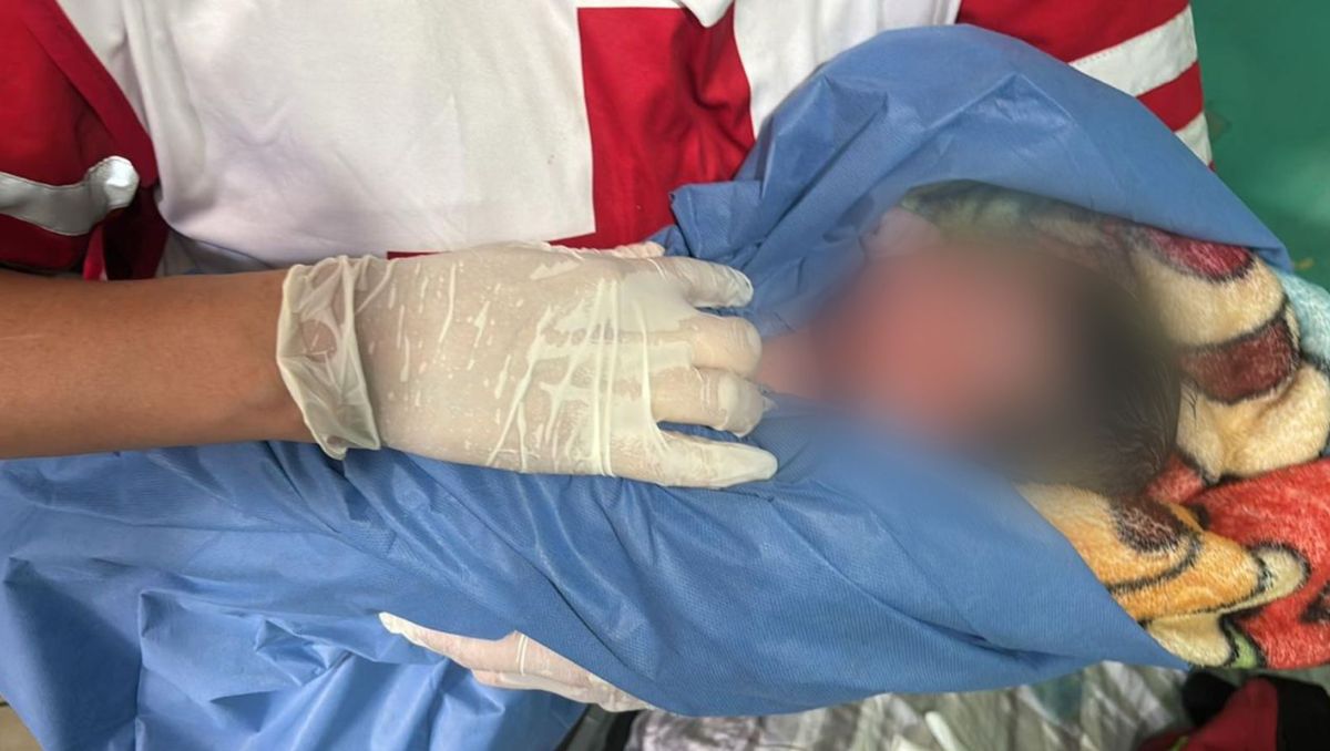 Madre e hija se reportaron en buen estado de salud | Especial