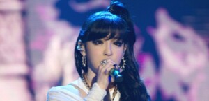 Park Bom debutó como una de las cuatro integrantes de 2NE1