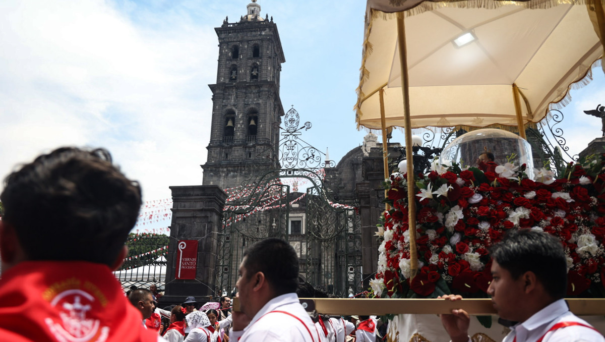 Procesión de Viernes Santo en Puebla | Agencia Es Imagen