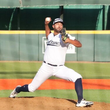 Sultanes de Monterrey vence a Tecolotes de los Dos Laredos en tercer partido de preparación.