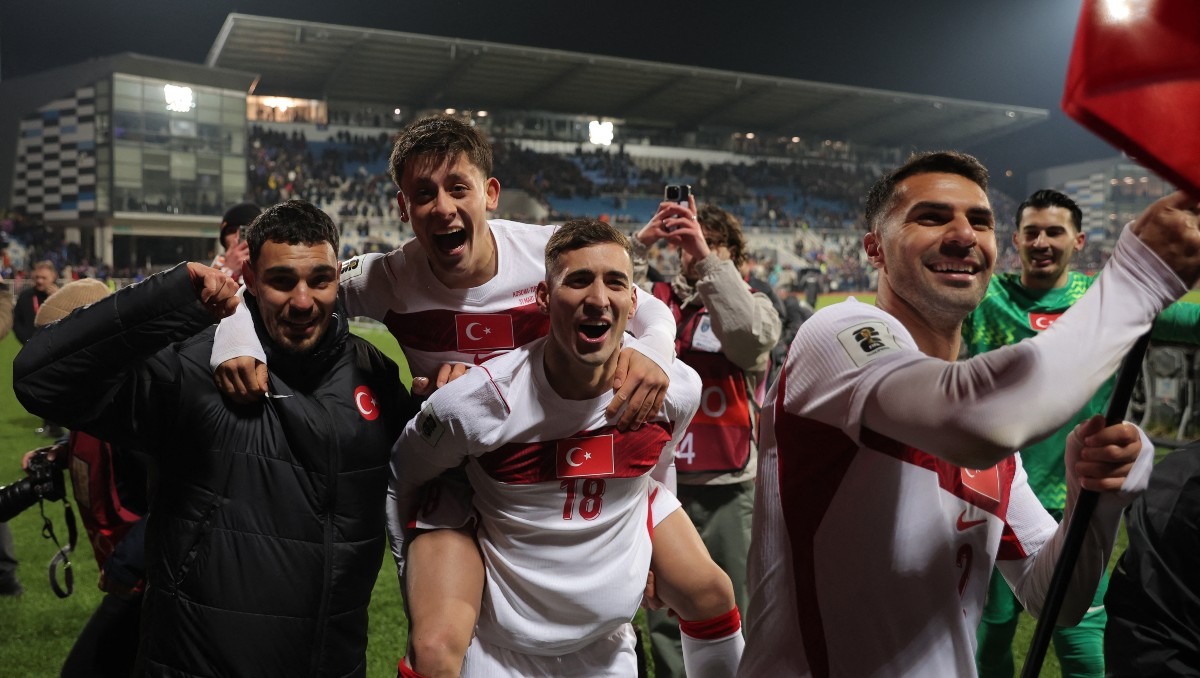 Turquía venció por la mínima a Kosovo y vuelve al Mundial 24 años después (Reuters)