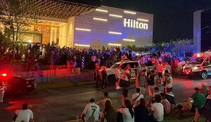 Seguidores iraquíes protagonizaron una celebración luego del triunfo de su selección, resguardados por un operativo de seguridad.