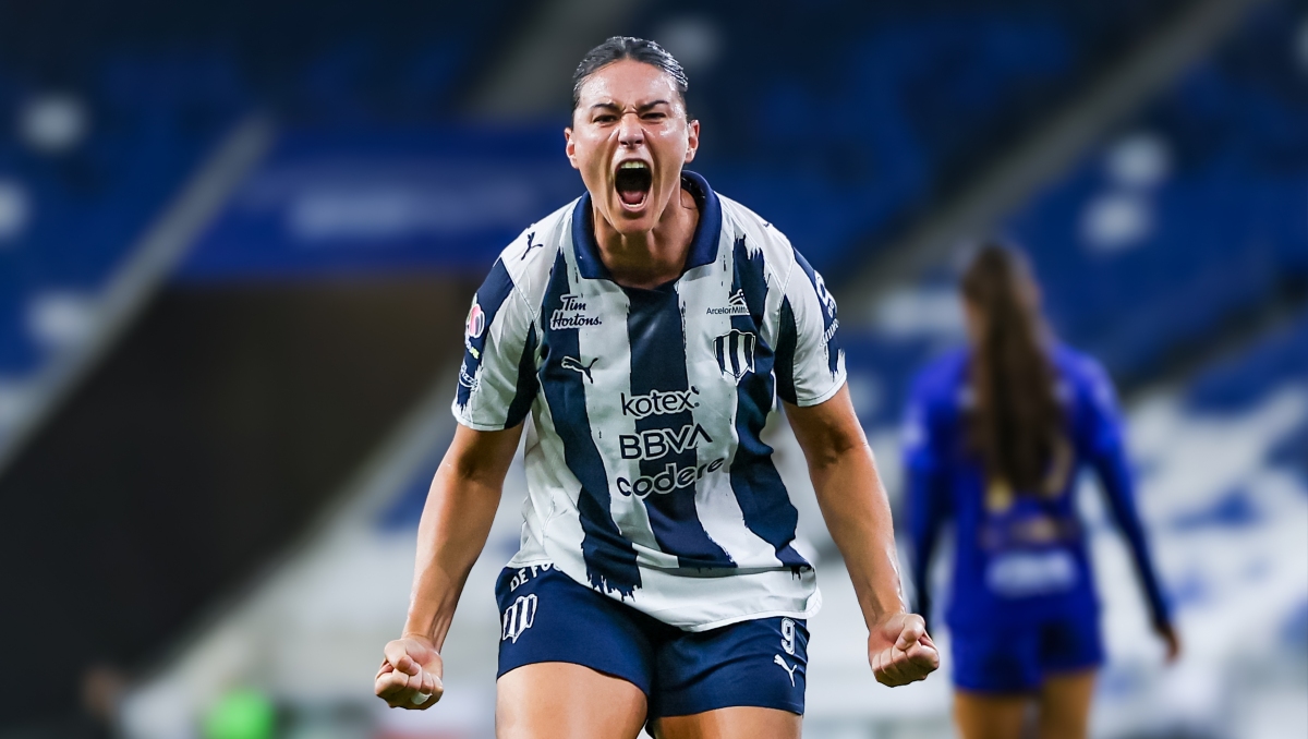 Rayadas de Monterrey golean a Pumas con 'hat trick' de Emily Gielnik (Imago7)