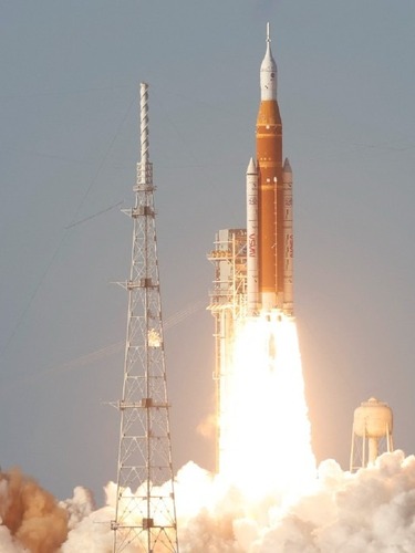 Se realiza con éxito el despegue de Artemis II