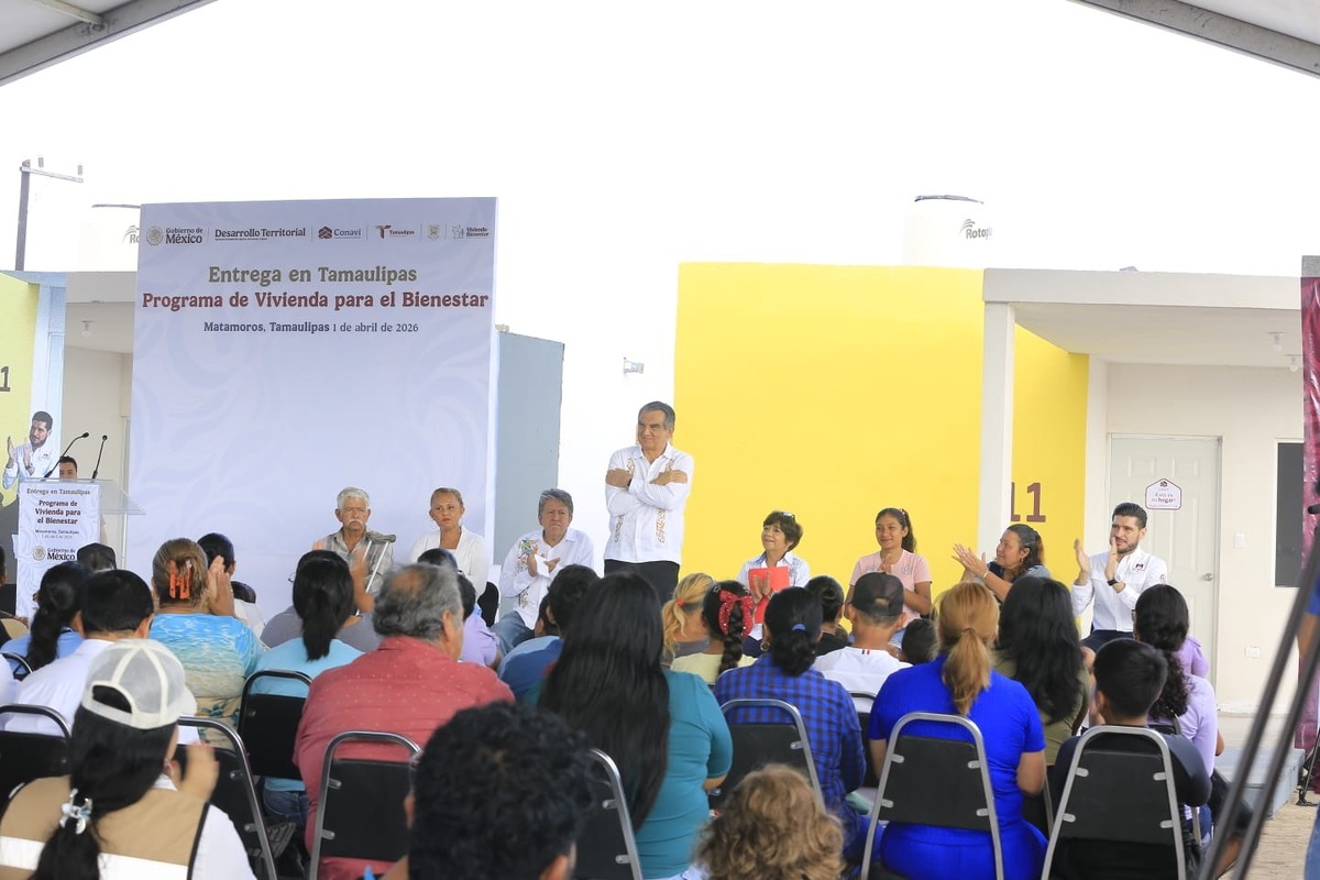 Vega Rangel estimó que para julio próximo concluirá la construcción y entrega de 92 viviendas. | Foto: Especial