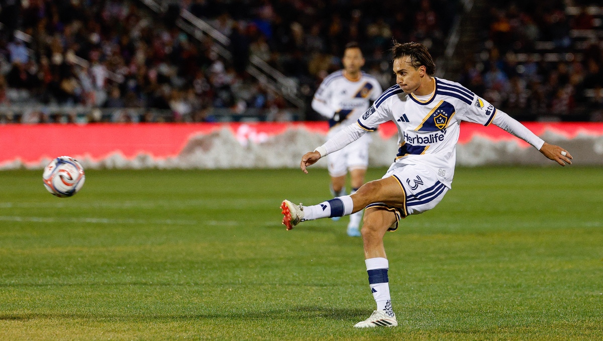 Los Angeles Galaxy deberá cuidarse del Toluca, asegura su defensa Julian Aude (Reuters)