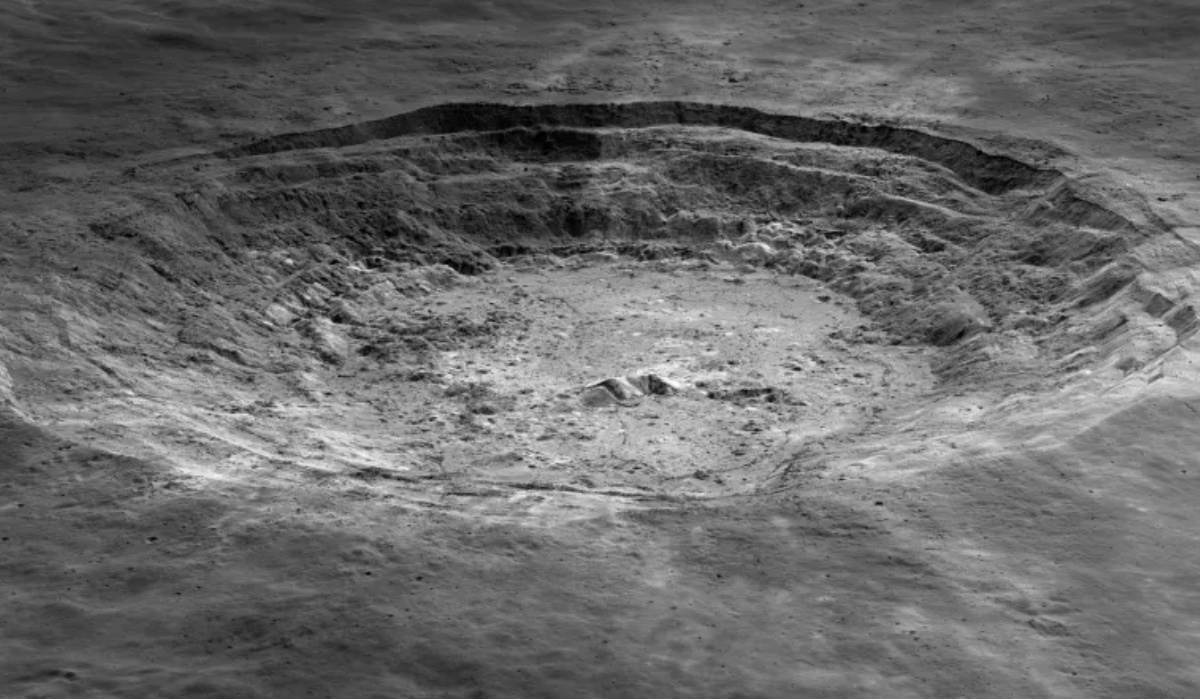 Imagen del cráter Aristarco, ubicado en el hemisferio sur de la cara visible de la Luna | NASA