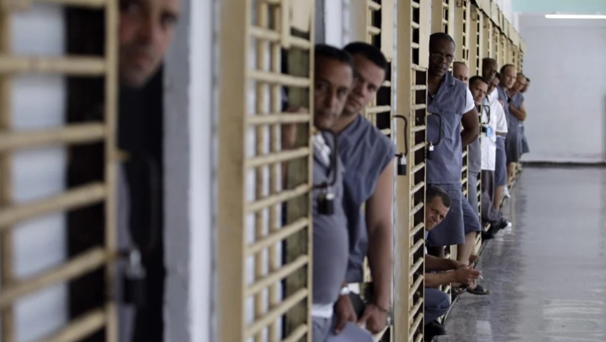 Cuba anuncia indulto a más de 2 mil prisioneros por celebración de Semana Santa

Esta es la segunda excarcelación de presos anunciada en menos de un mes tras la presión de Trump y del gobierno de EU.