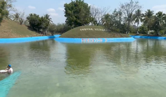 Mega alberca en Huejutla de Reyes. (Wendy Salazar)