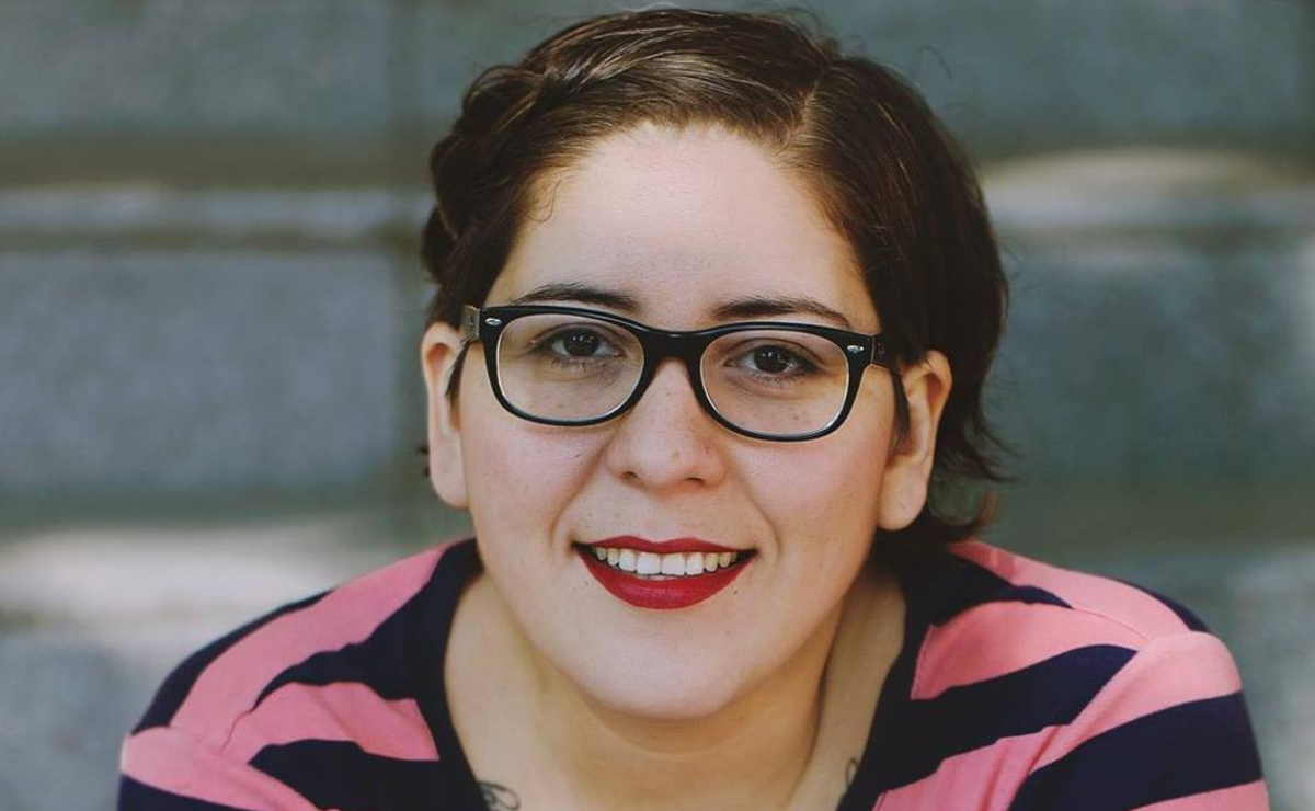 #Laberinto | Presentamos “En la segunda planta…”, poema de Minerva Reynosa Álvarez, que forma parte de ‘Atardecer en los suburbios’.