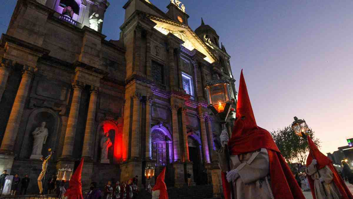 La Procesión del Silencio y la Esperanza provocará cierres viales este viernes en Toluca. | Cuartoscuro