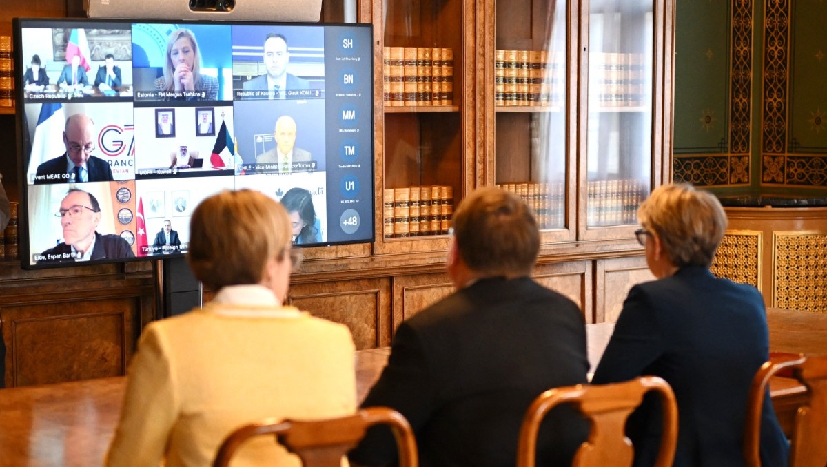 Reino Unido convocó a una reunión virtual para discutir sobre la vía | AFP