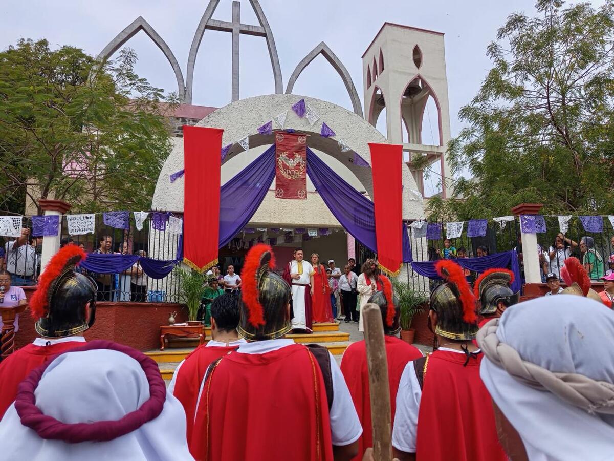 Viacrucis en San Felipe Orizatlán. (Wendy Salazar)